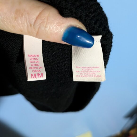 VICTORIA SECRET Front Cross Women's Sweater Vintage Size M - Picture 4 of 6